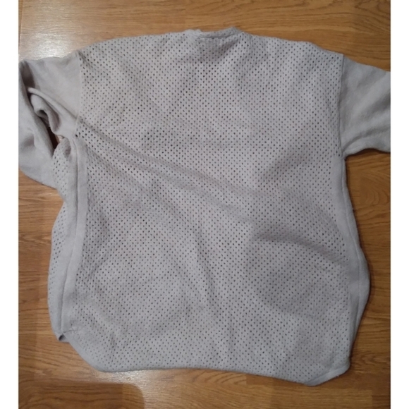 Gray waffle front fly away cardigan size S - Picture 3 of 9